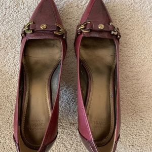 Circa maroon size 7